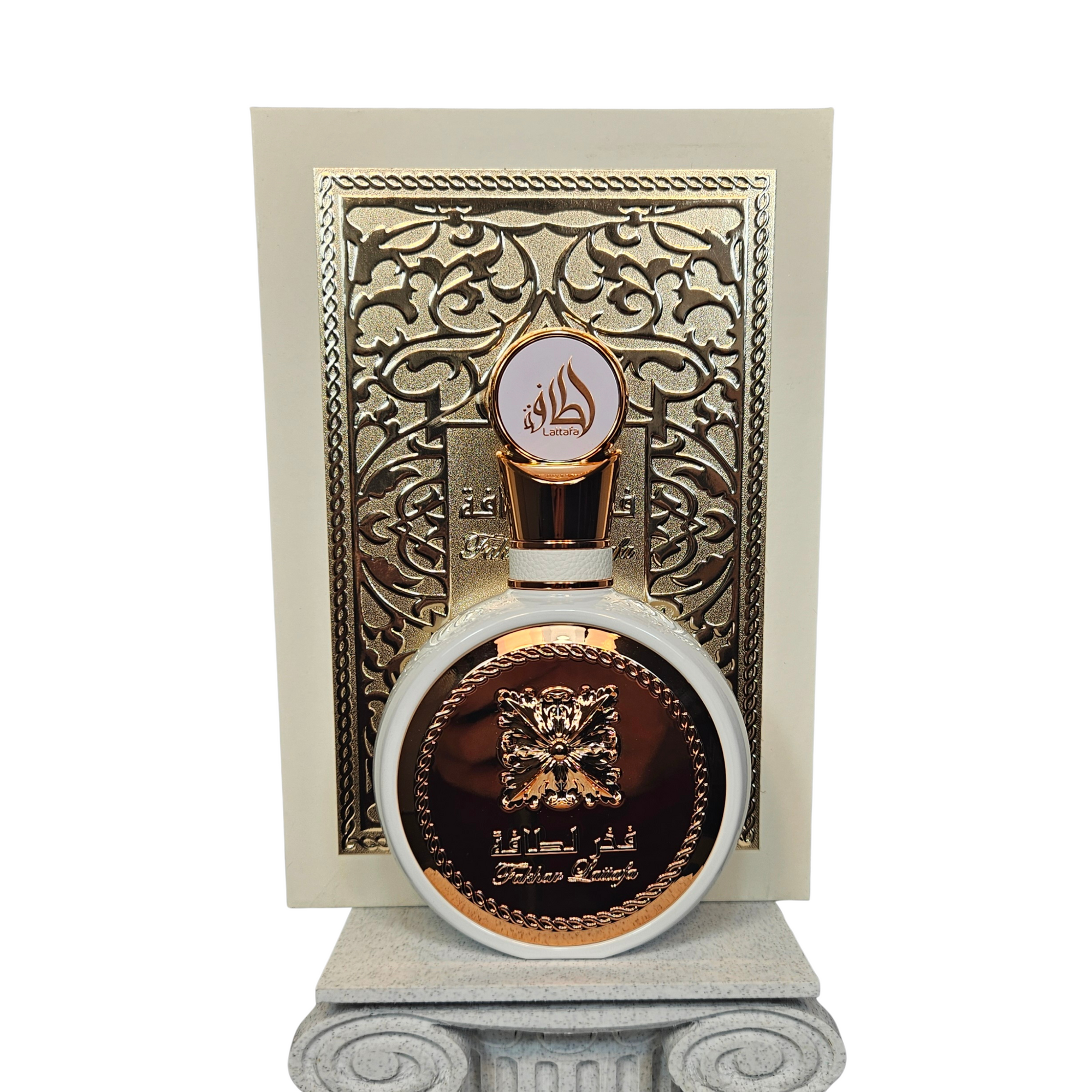 Fakhar Rose Lattafa bottle and box on white background